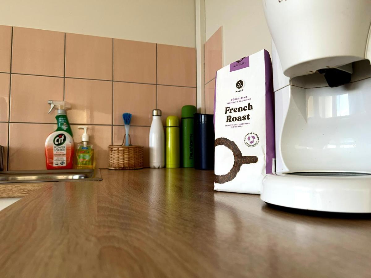 Bakland ad Lágafelli Apartment Butharholshverfi Bagian luar foto