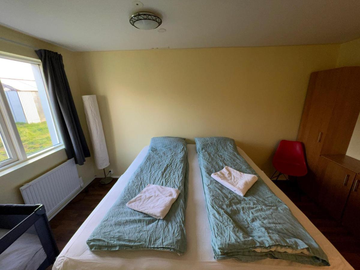 Bakland ad Lágafelli Apartment Butharholshverfi Bagian luar foto