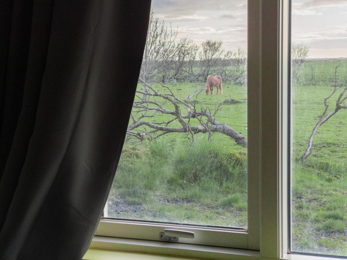 Bakland ad Lágafelli Apartment Butharholshverfi Bagian luar foto