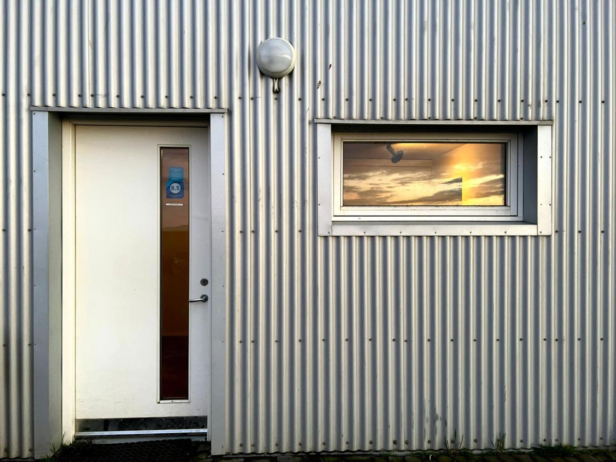 Bakland ad Lágafelli Apartment Butharholshverfi Bagian luar foto