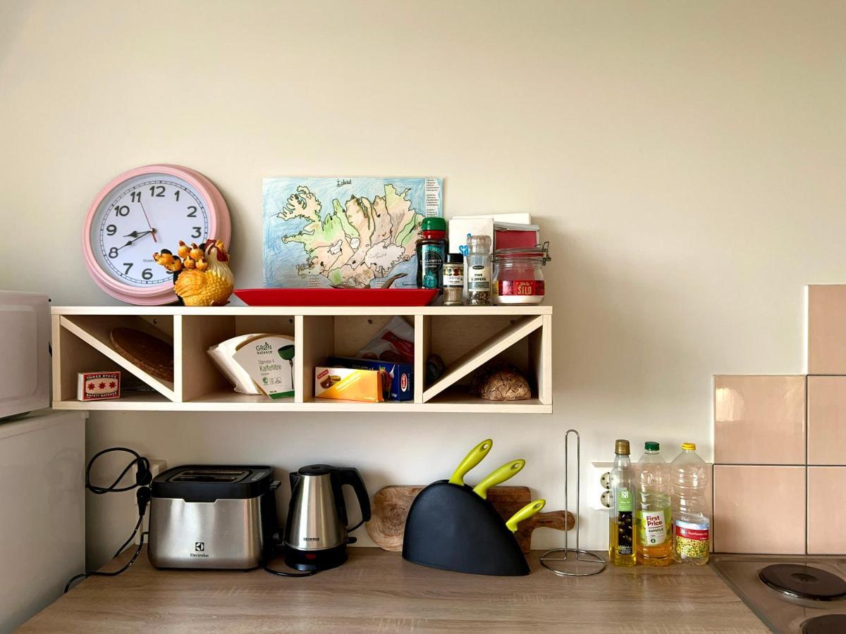 Bakland ad Lágafelli Apartment Butharholshverfi Bagian luar foto