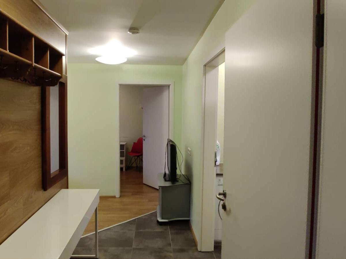 Bakland ad Lágafelli Apartment Butharholshverfi Bagian luar foto